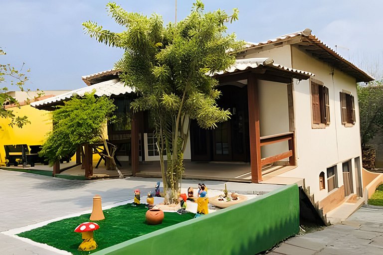 Summer house perto da praia e do comércio local