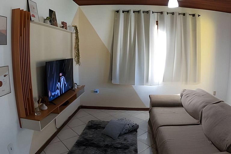 Summer house perto da praia e do comércio local