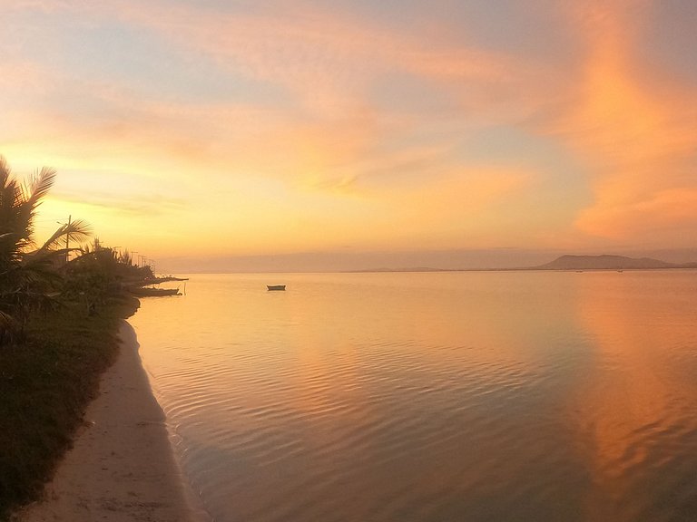 Summer house perto da praia e do comércio local